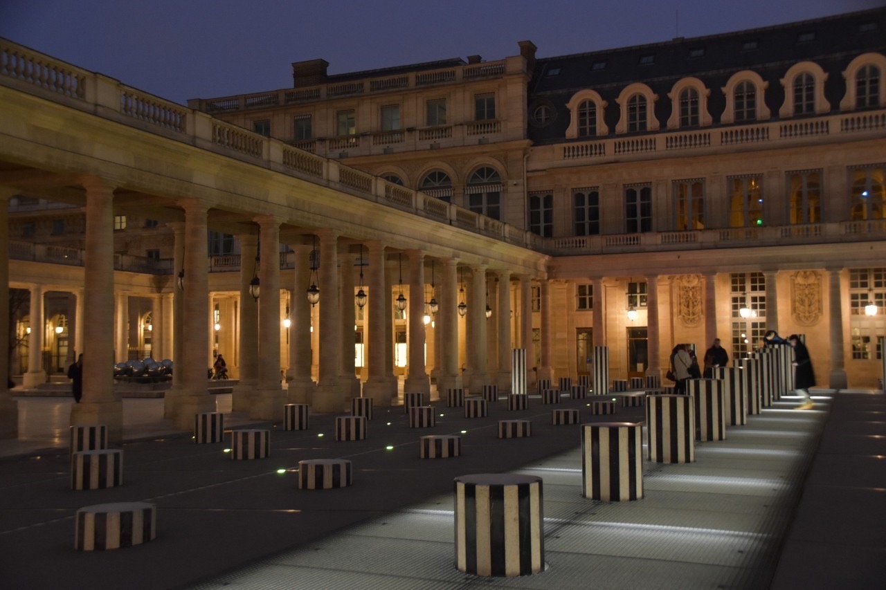 5 Night at the Louvre Museum_1